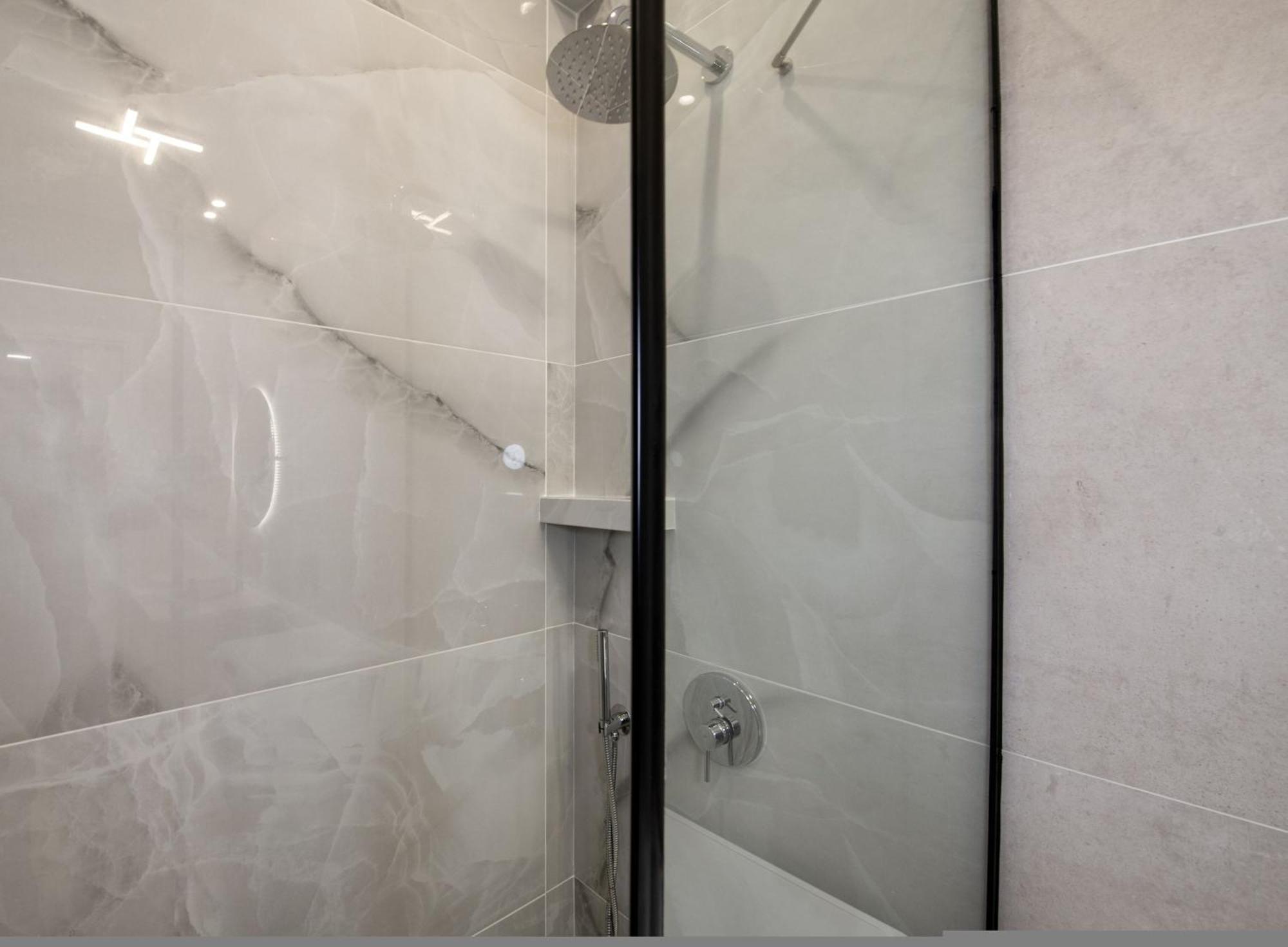 Cherry Central Luxury Suites Chania  Eksteriør billede