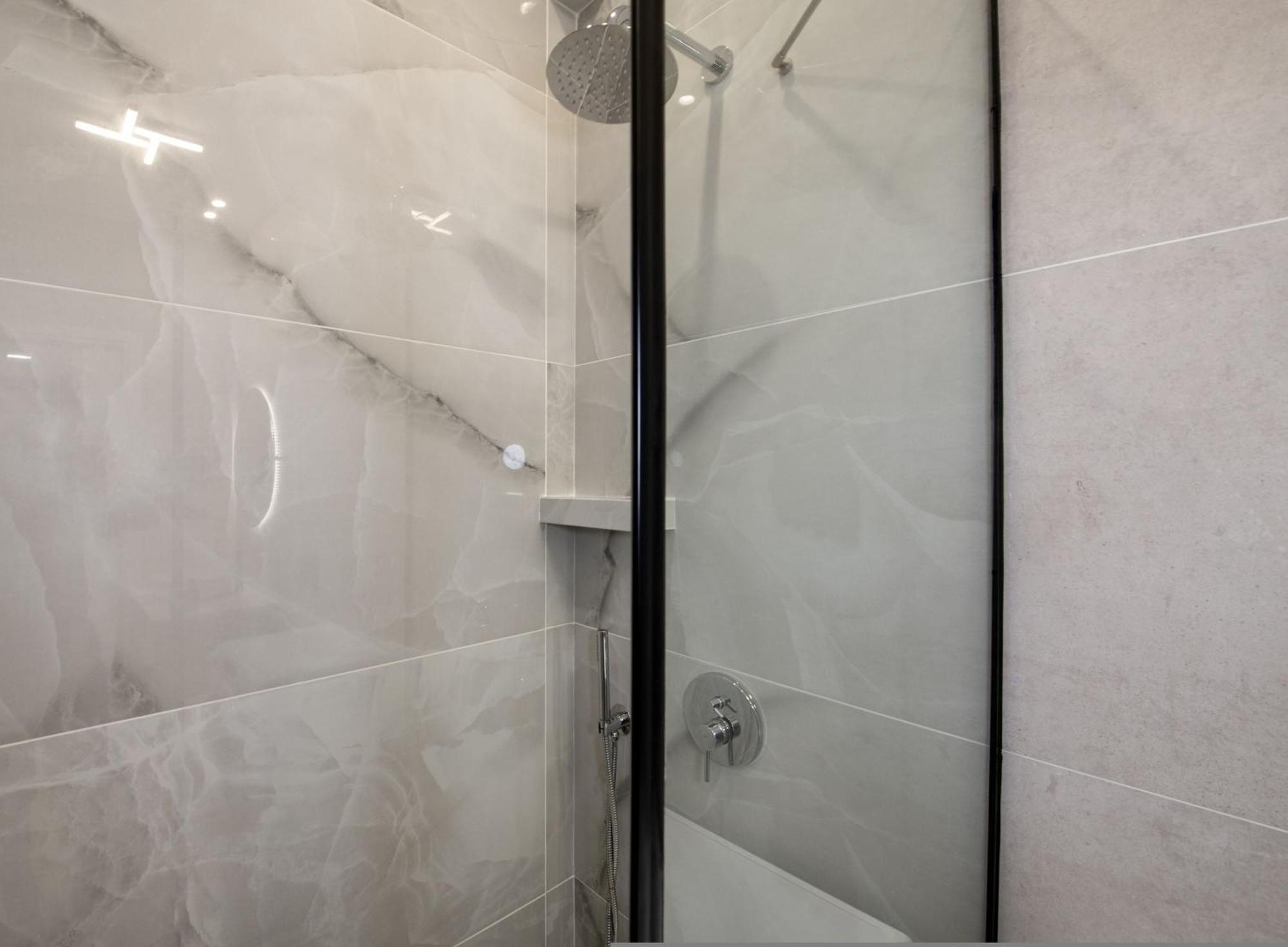 Cherry Central Luxury Suites Chania  Eksteriør billede