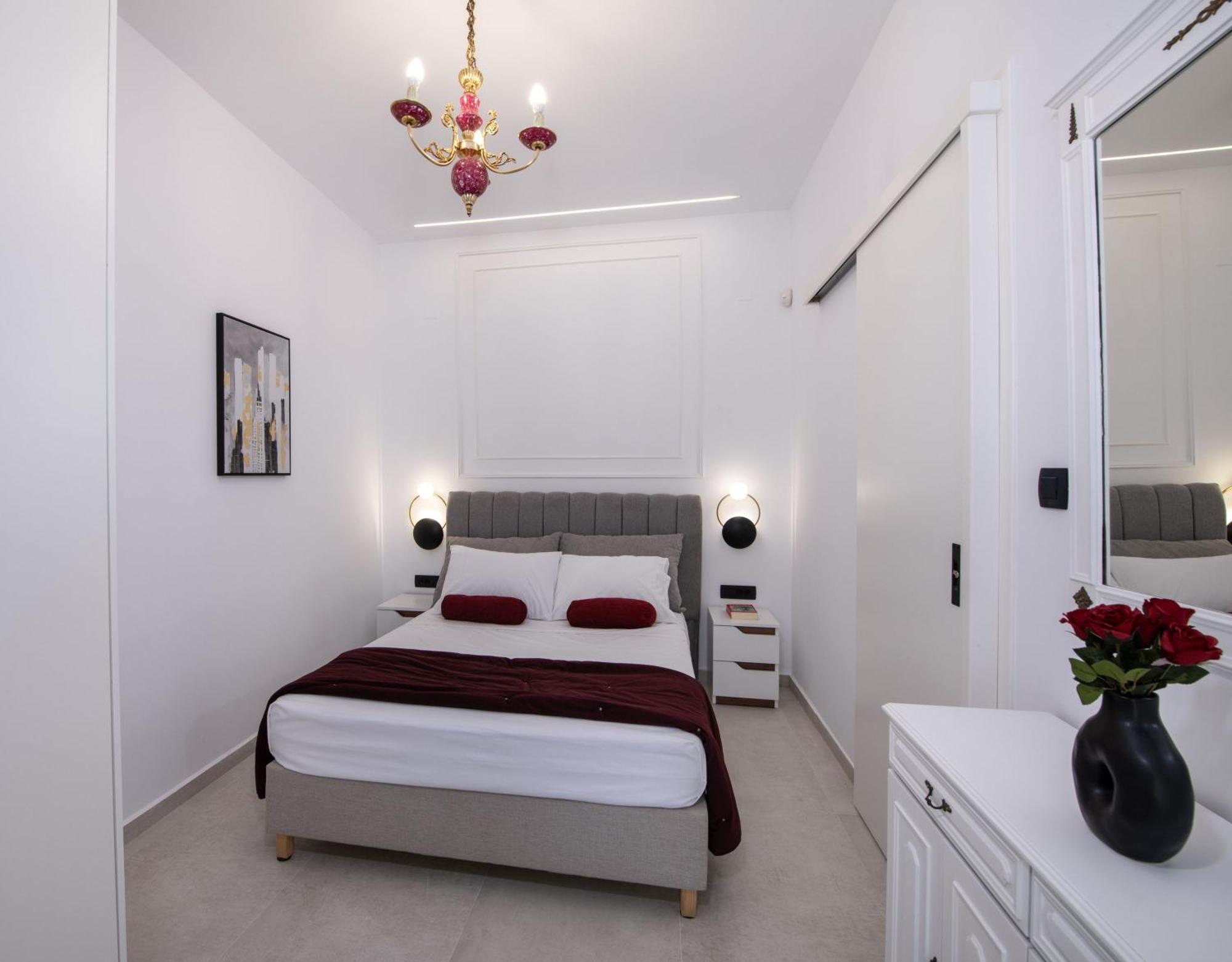 Cherry Central Luxury Suites Chania  Eksteriør billede