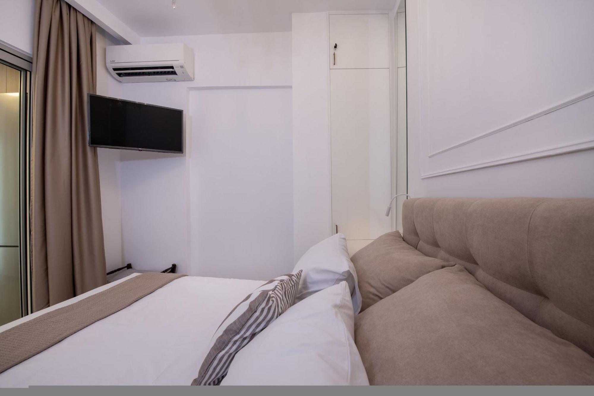 Cherry Central Luxury Suites Chania  Eksteriør billede