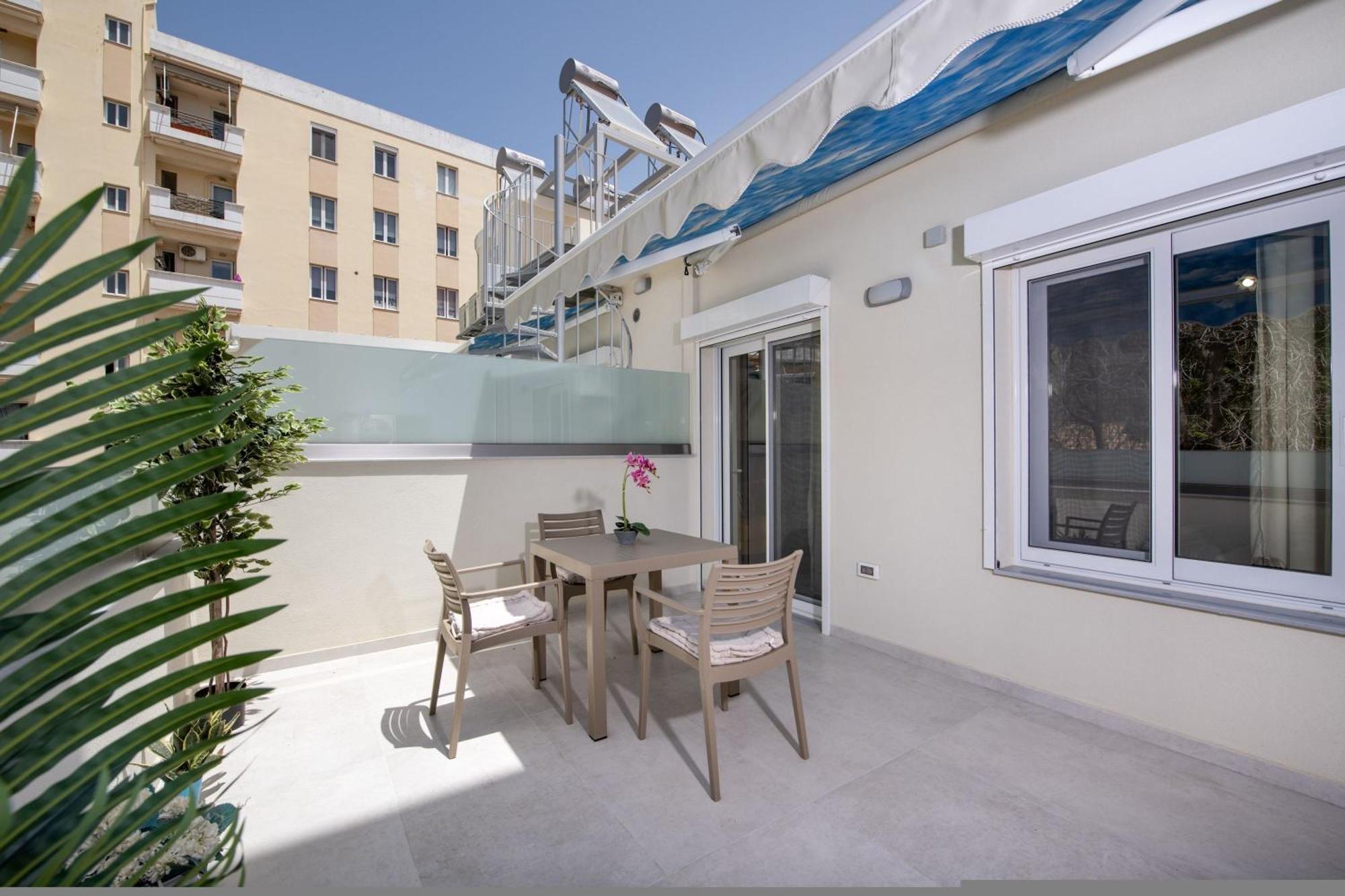 Cherry Central Luxury Suites Chania  Eksteriør billede